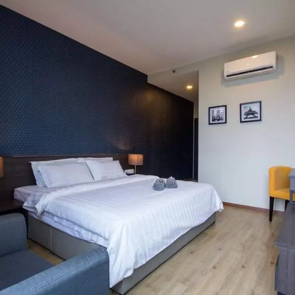 OMG Hotel, hotell sihtkohas Simpang Ampat