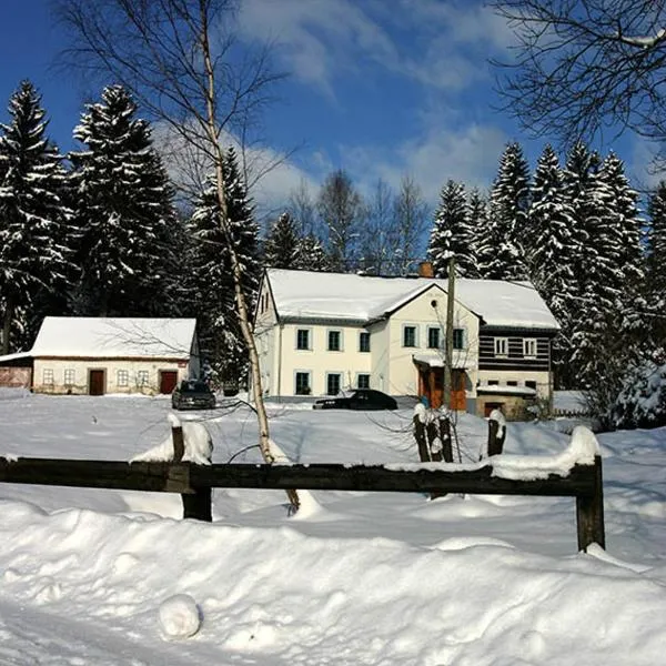 Jeleni chata Skladanka, hotel in Lučany nad Nisou