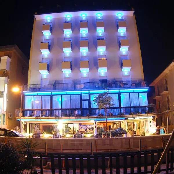 Hotel Continental, hotelli kohteessa Bellaria-Igea Marina