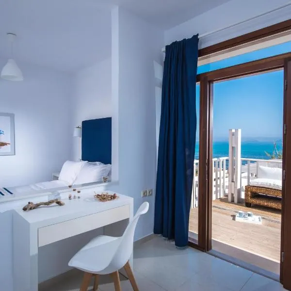 Golden Grain Beachfront Suites, hotel a Kokkíni Khánion