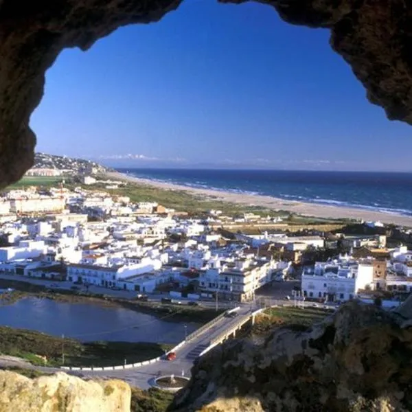 Hospederia Doña Lola Zahara, hotel a Zahara de los Atunes
