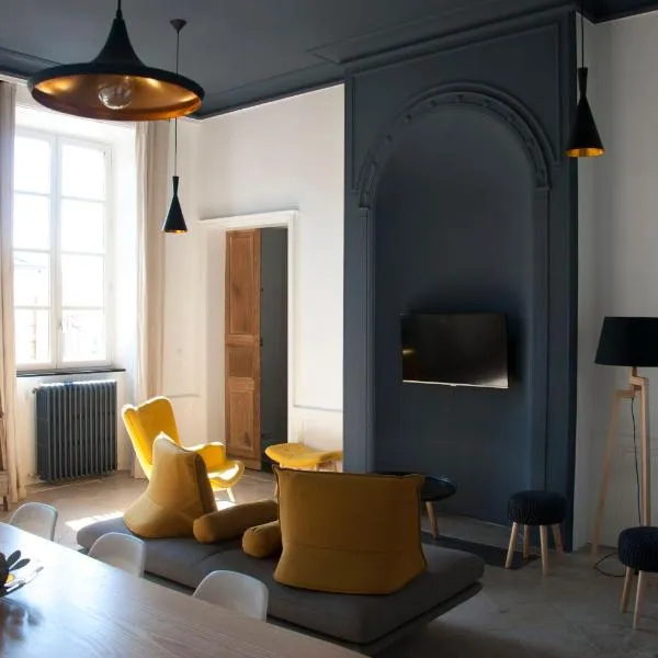 Appartement Du Fau De La Roque, hotel v destinácii Villefranche-de-Rouergue