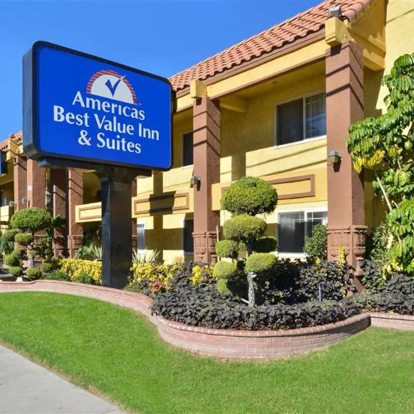 Americas Best Value Inn & Suites - Fontana, hotel v destinaci Fontana