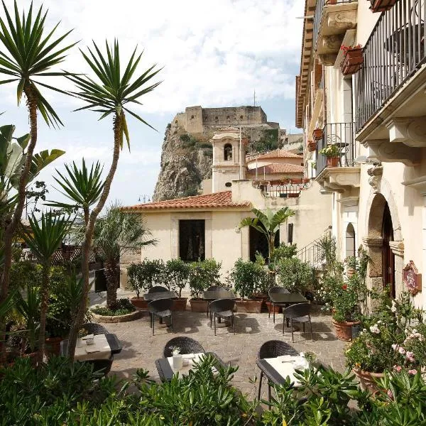 Hotel Palazzo Krataiis, hotel en Scilla