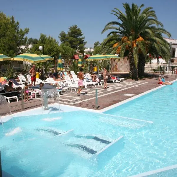 Villaggio San Pablo, ξενοδοχείο στο Βιέστε