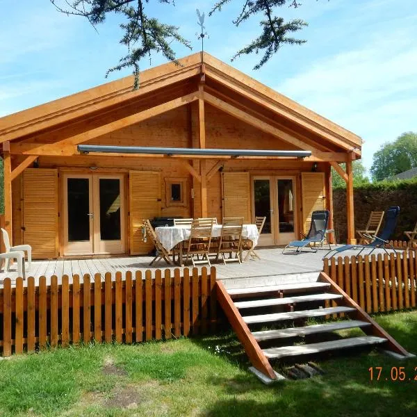 Chalet au Domaine de la Goujonne, hotel in Saint-Sauveur-lès-Bray