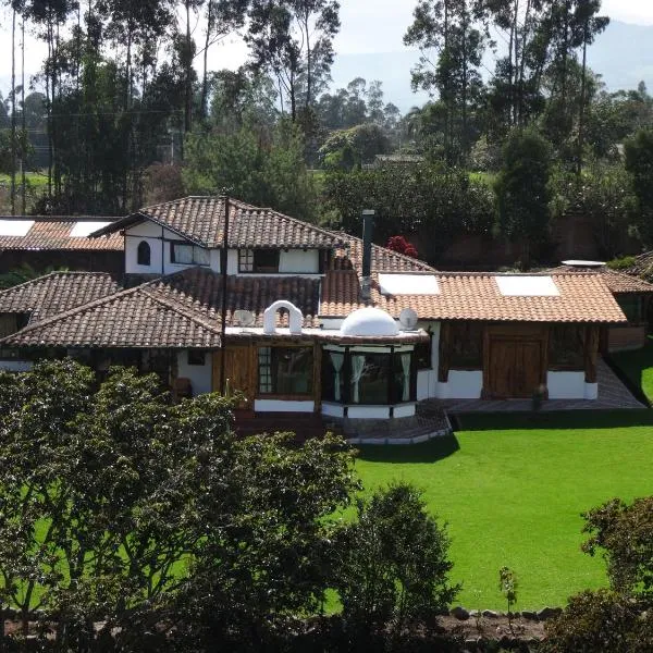 Zaysant Ecolodge, hótel í Puembo