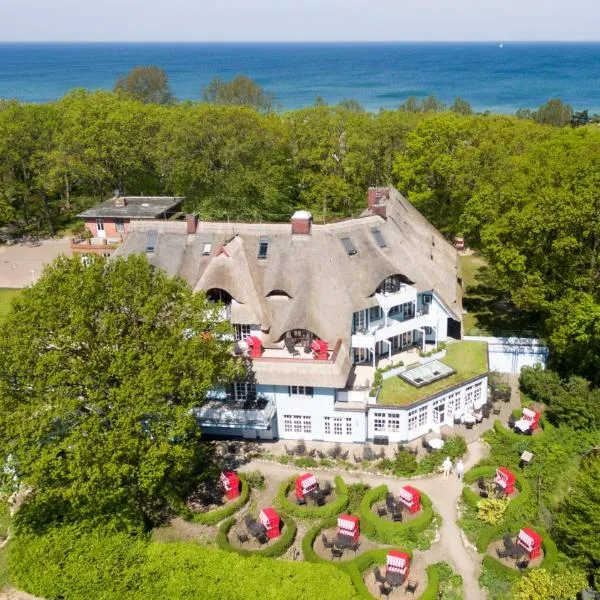 Romantik Hotel Fischerwiege, hotel v destinaci Ahrenshoop