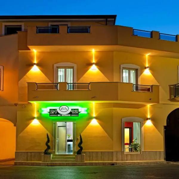 B&B 21-12, viešbutis mieste Saviano