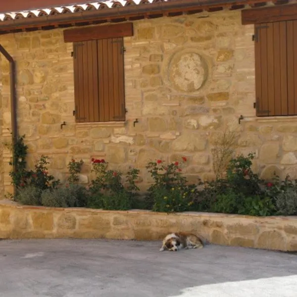 Pietra Maula Agriturismo, hotel a Castelraimondo
