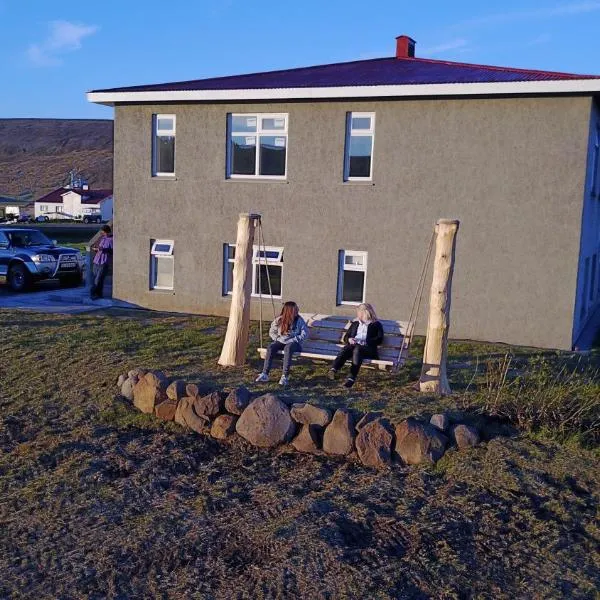 Breidamyri Farm Apartments, hotel a Laugar