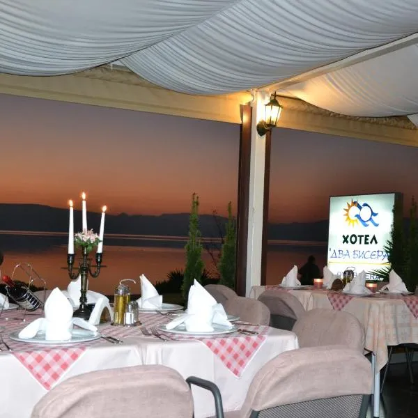 Hotel Dva Bisera, отель в Охриде