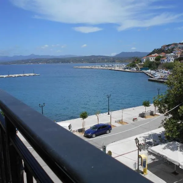 Galaxy Hotel, hotell i Pylos