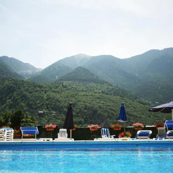 Hotel Pyrénées, хотел в Андора ла Веля