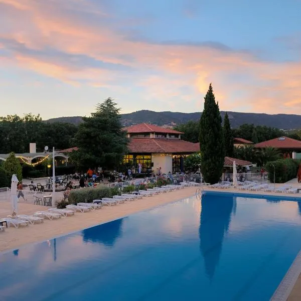 Village Vacances La Manne, hotel en Bormes-les-Mimosas