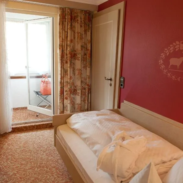 Hotel Lamm Baiersbronn Mitteltal, hotel in Baiersbronn