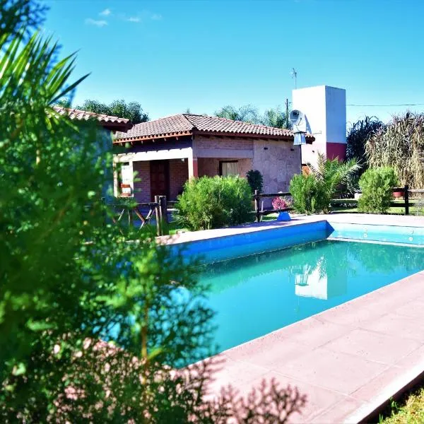 Cabañas Villa del Sol, хотел в El Encón