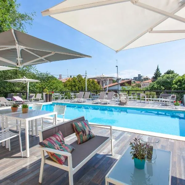 Villa Borgo Duino – hotel w mieście Duino