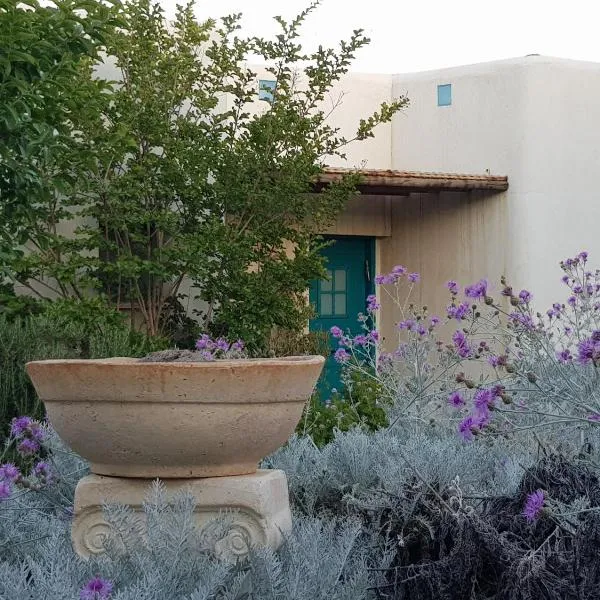 Nano's Place, hotel di Ma‘yan Barukh