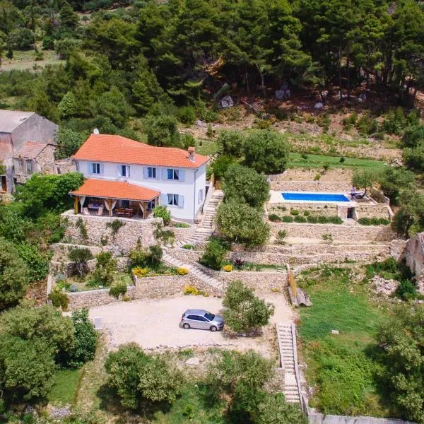 Villa Mora, hotel in Banjol