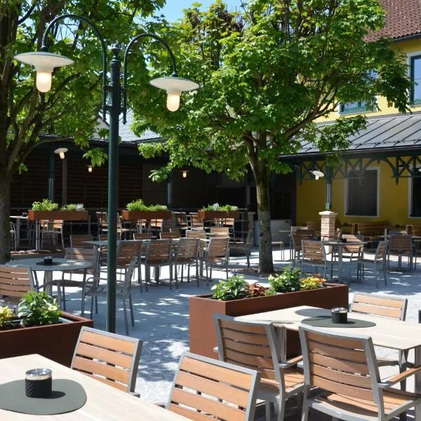 Thalinger Hof, hotel v mestu Kronstorf
