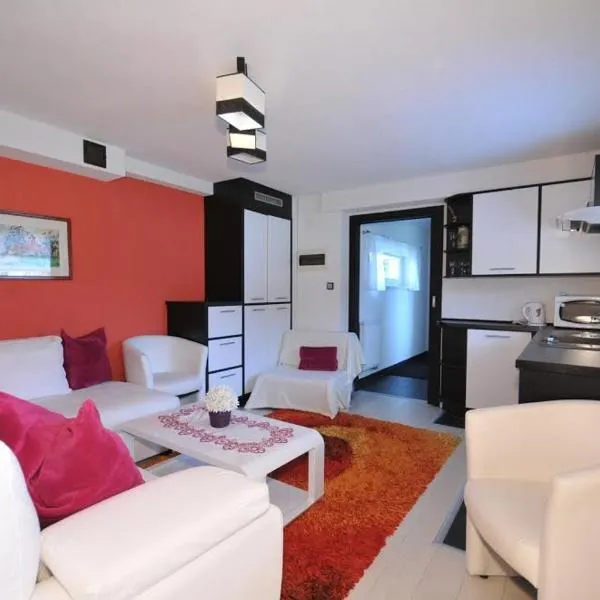 Apartmany pod Troma Korunami, hôtel à Zálesie