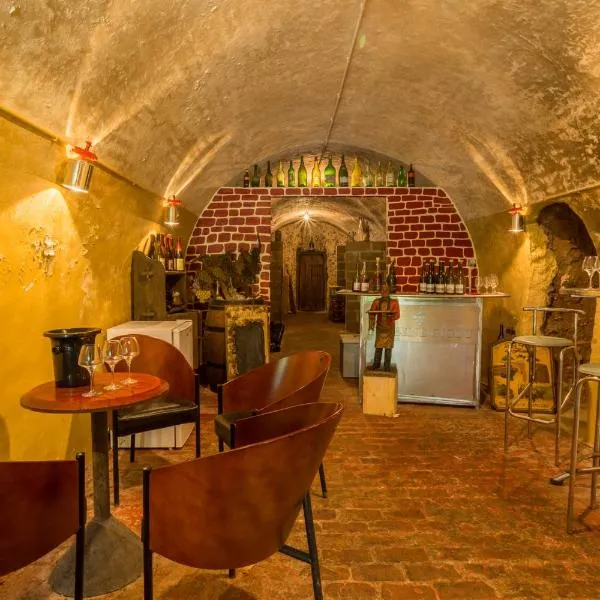 Chambres d'hôtes - Domaine Gigou, hotel v destinácii La Chartre-sur-le-Loir