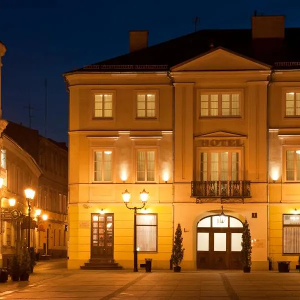 Kamienica Szefferów 1848 r., hotel in Piotrków Trybunalski