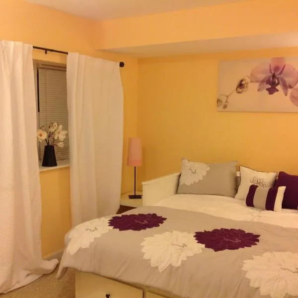 Mojoy Homesuites At Runyon, hotel v destinaci Newark