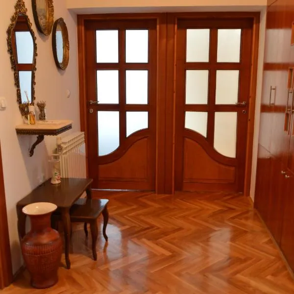 Apartment Sarah, hotel v destinaci Bihać