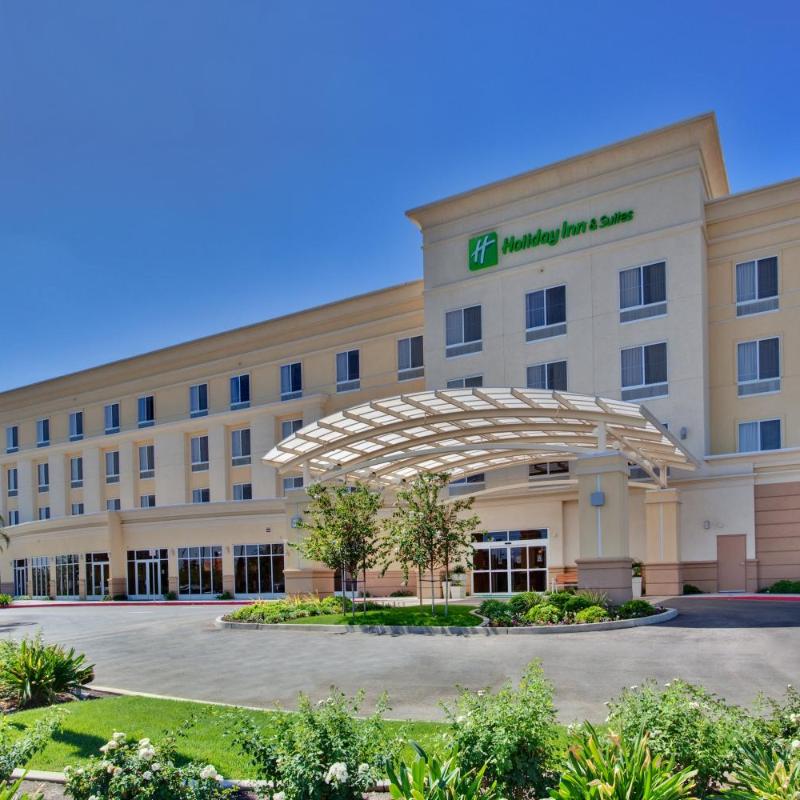 Holiday Inn Hotel & Suites Bakersfield, an IHG Hotel