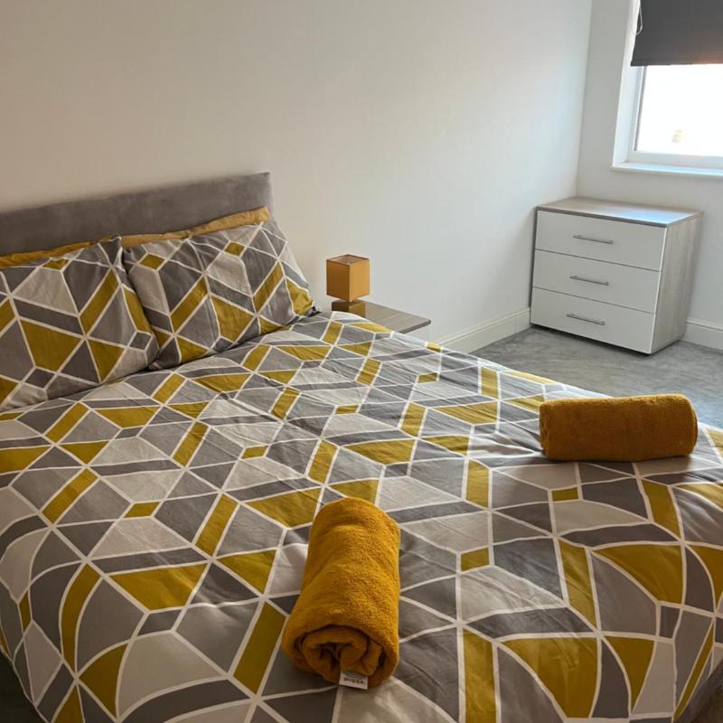 #305 1 Bedroom Serviced apartment -free parking