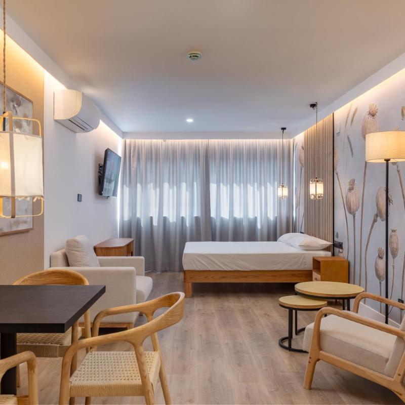 HA Retiro Suites