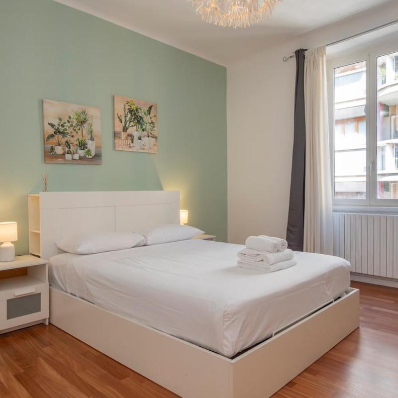 Xenia Milano - 2 rooms apt in Pietro Custodi 10
