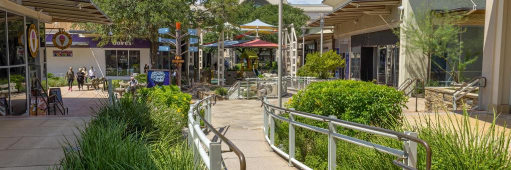 The 10 best hotels near The Shops at La Cantera in San Antonio