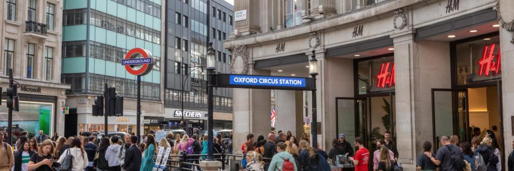 Станция Метро Oxford Circus, Лондон, Великобритания: 10 Лучших.