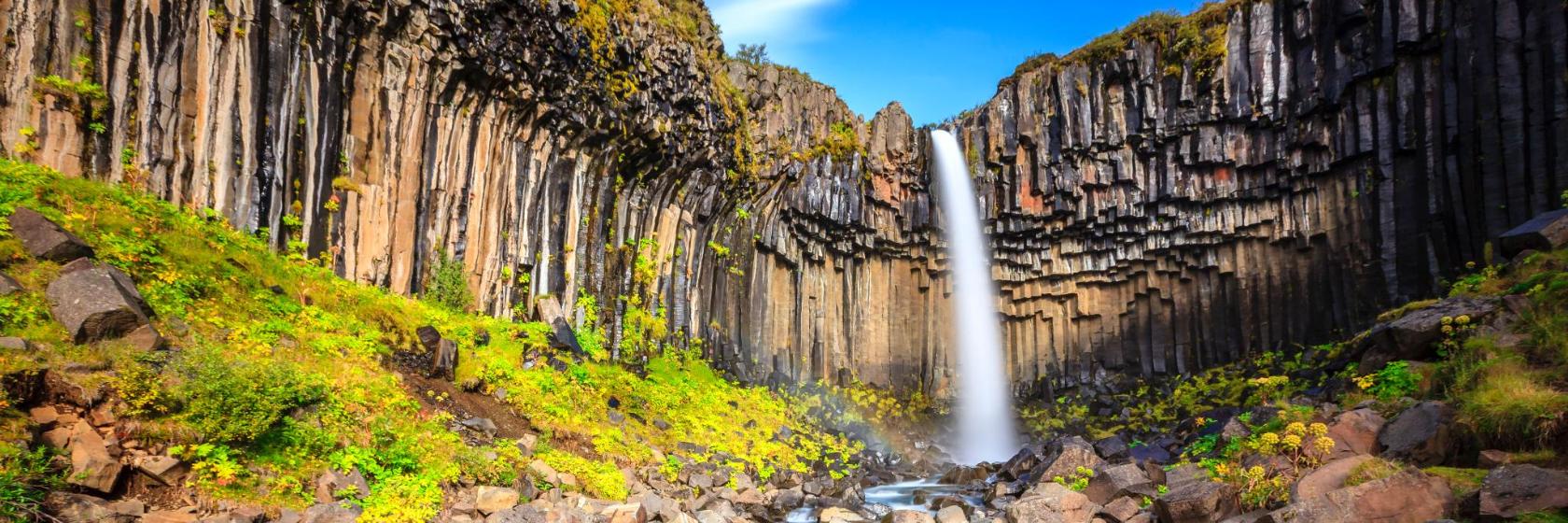 スバルティフォス アイスランド Drangsnes 近くの人気ホテル10軒