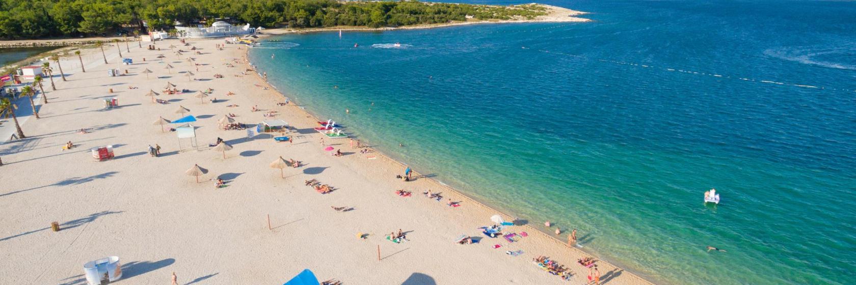 10 najlepších hotelov v blízkosti zaujímavosti Pláž Zrče v destinácii  Skunca, Chorvátsko
