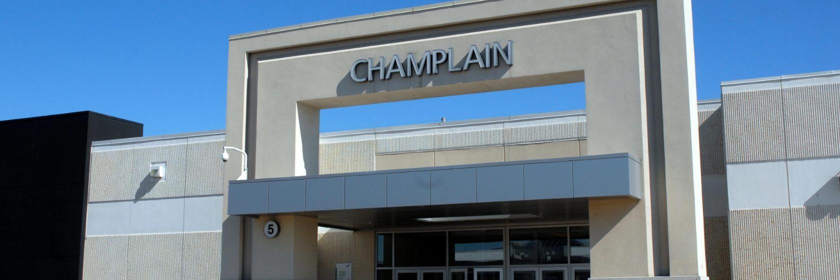 The 10 best hotels near Champlain Place in Moncton, Canada