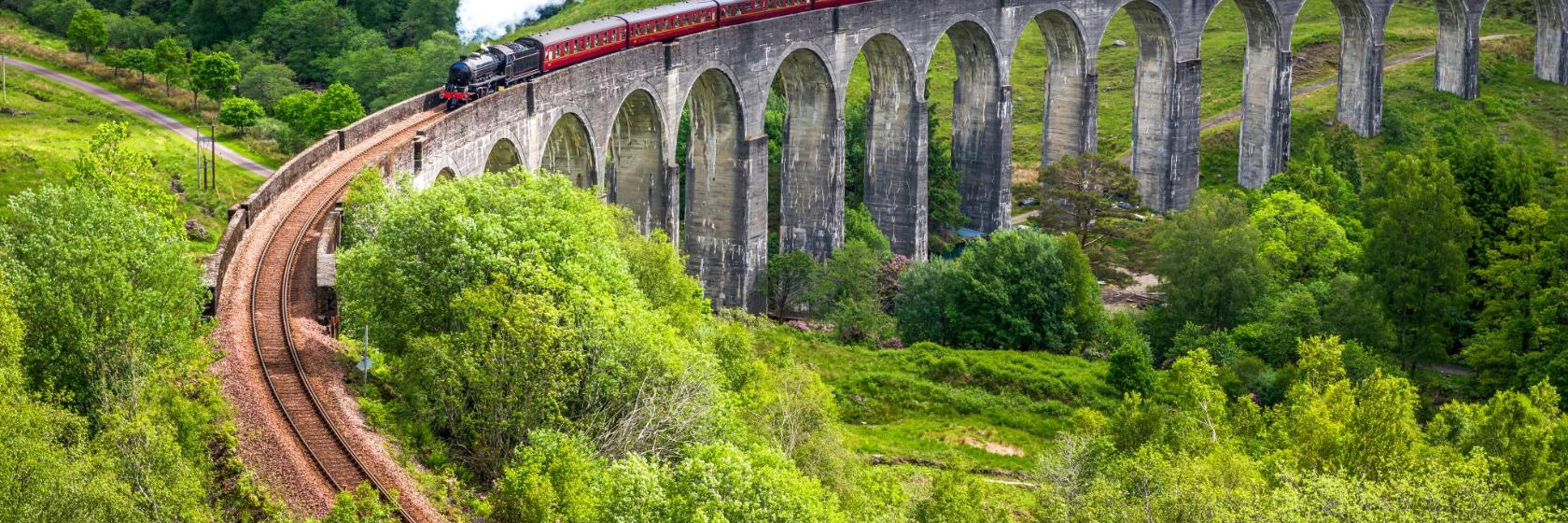 グレンフィナン高架橋 イギリス グレンフィナン 近くの人気ホテル10軒