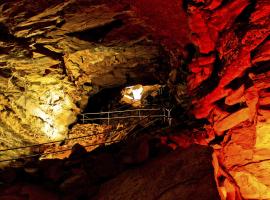 Louisville Mega Cavern