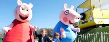 Atrakcionų parkas „Peppa Pig World at Paultons Park“: viešbučiai netoliese