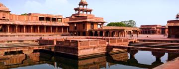 Hotels near Fatehpur Sikri