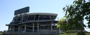 Beaver Stadium: hotel