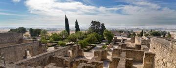 Hotels near Medina Azahara