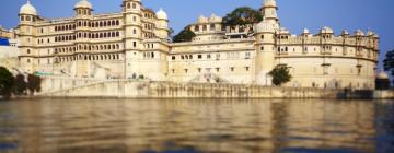 Hoteli v bližini znamenitosti muzej City Palace of Udaipur
