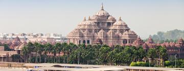 Hotels near Akshardham Temple