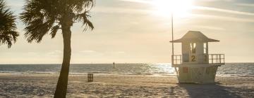 Hotels a prop de Sand Key Park