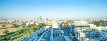 Hotels near Ramat Hachayal Business District