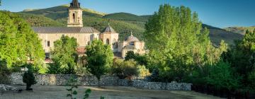 Monasterio de Santa Maria de El Paular -luostari – hotellit lähistöllä